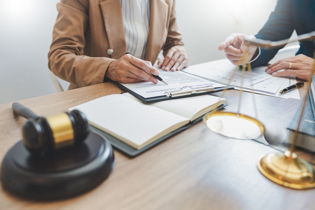 Best Criminal Lawyers in Patiala House Court | Patrons Legal