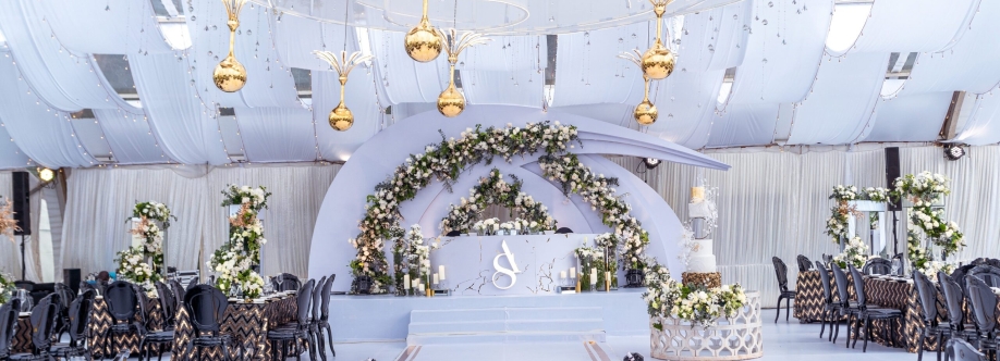 Chic Luxury Events Cover Image