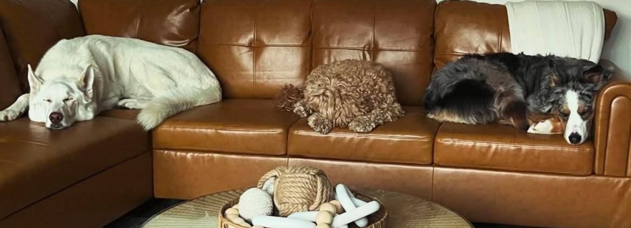 Happy Tails Playhouse Cover Image