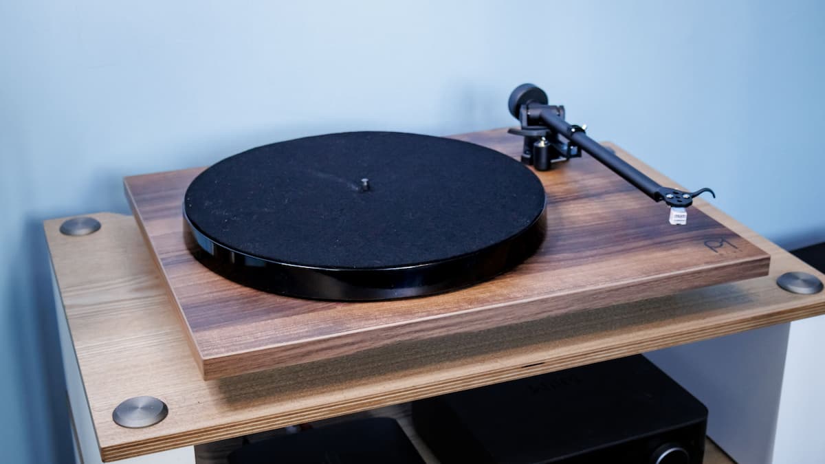 Comparing Turntables: A Guide to Every Type for Vinyl Lovers | Compare Factory