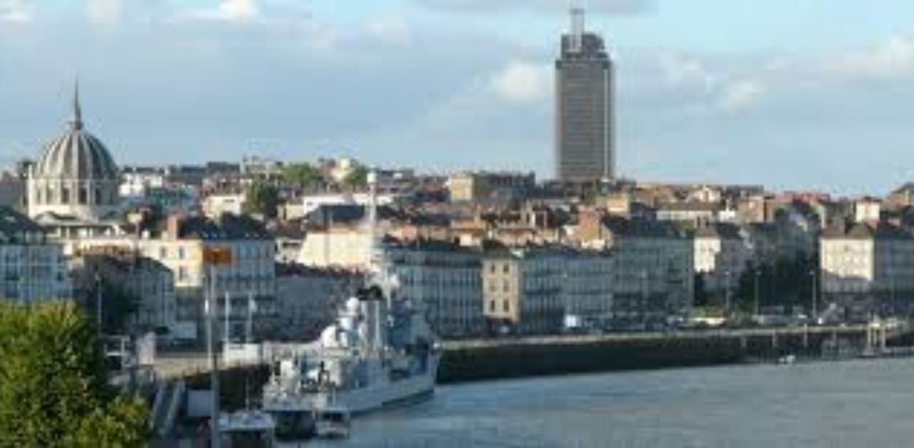 Air France Nantes Office in France +1-855-838-4716
