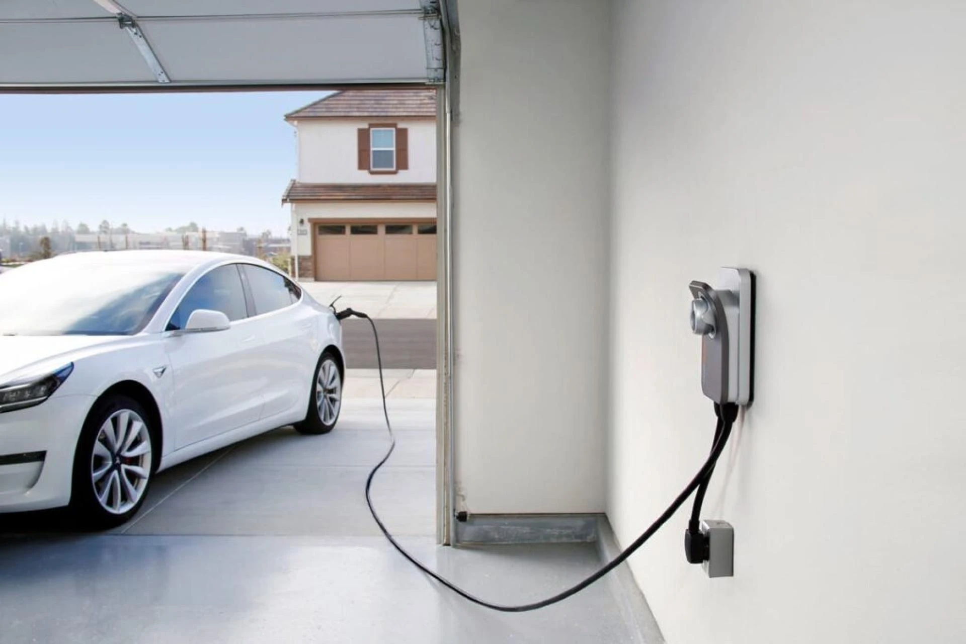 Car Chargers Install in Montreal for Modern Electric Vehicle Owners — WriteUpCafe